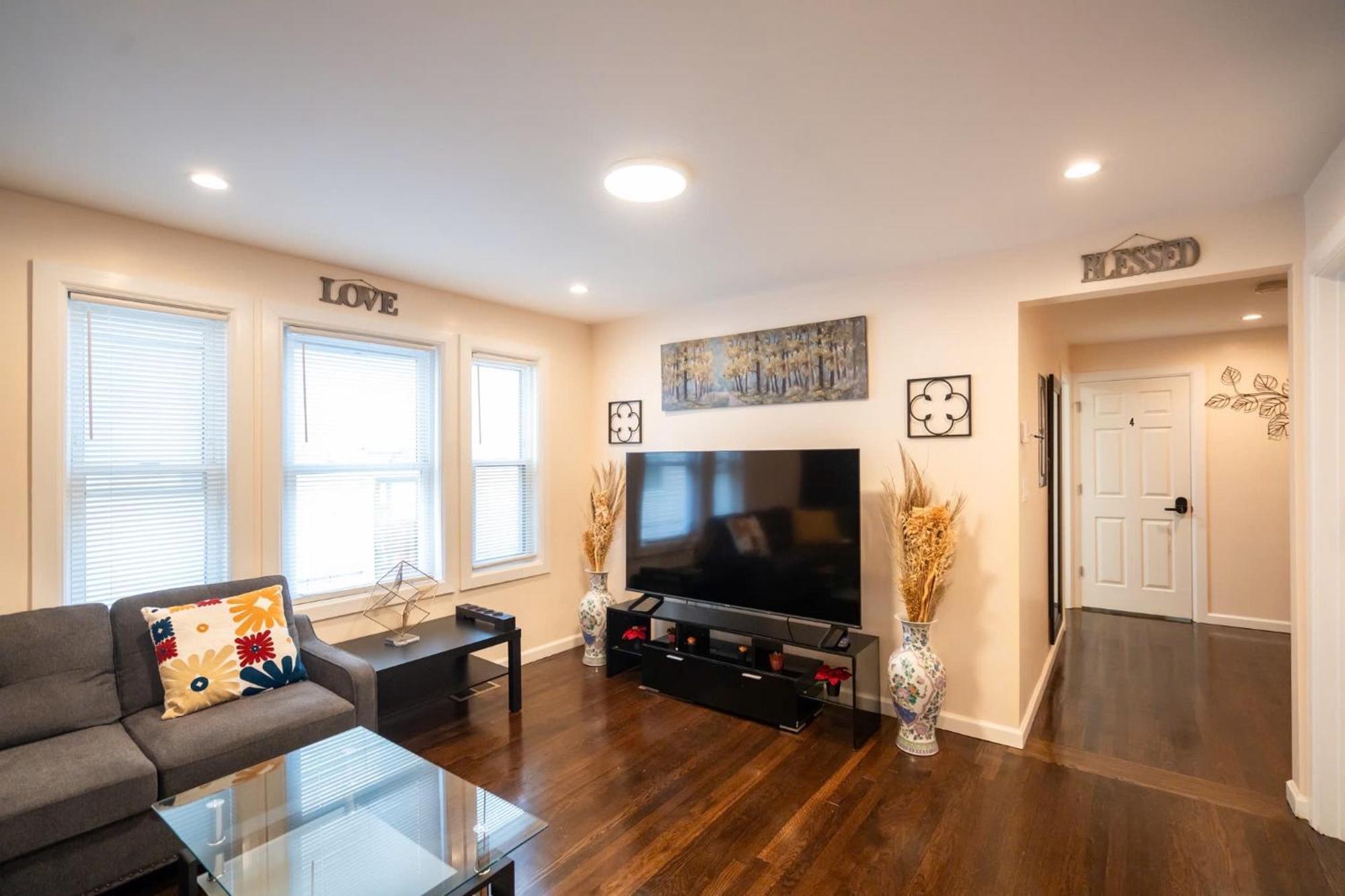 30-1 4Br Boston - Comfortable Apt Near Mbta Eksteriør billede