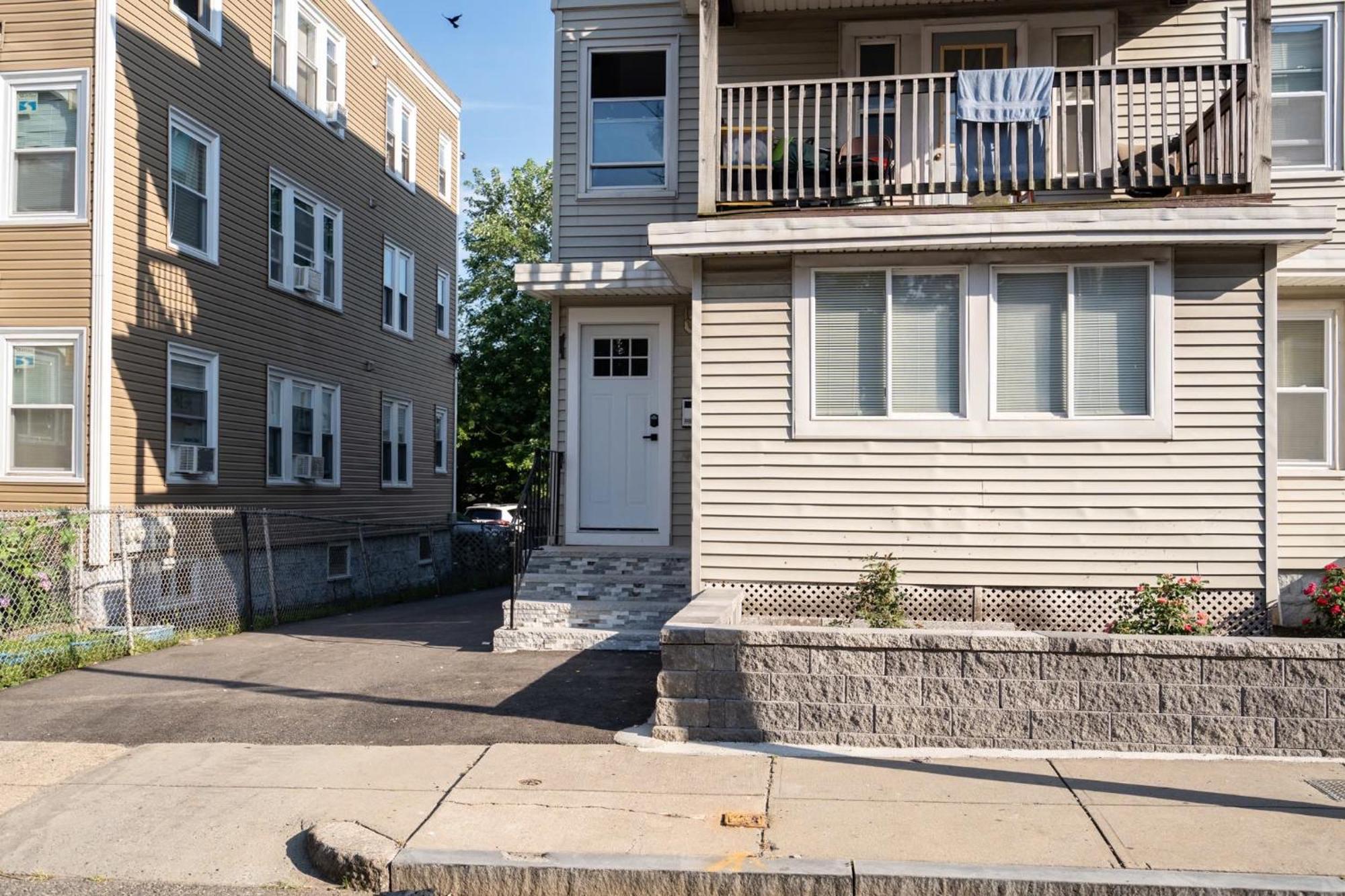 30-1 4Br Boston - Comfortable Apt Near Mbta Eksteriør billede